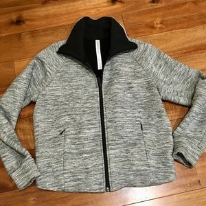 Lululemon Fleece Zip Up Jacket/Sweatshirt Size 4